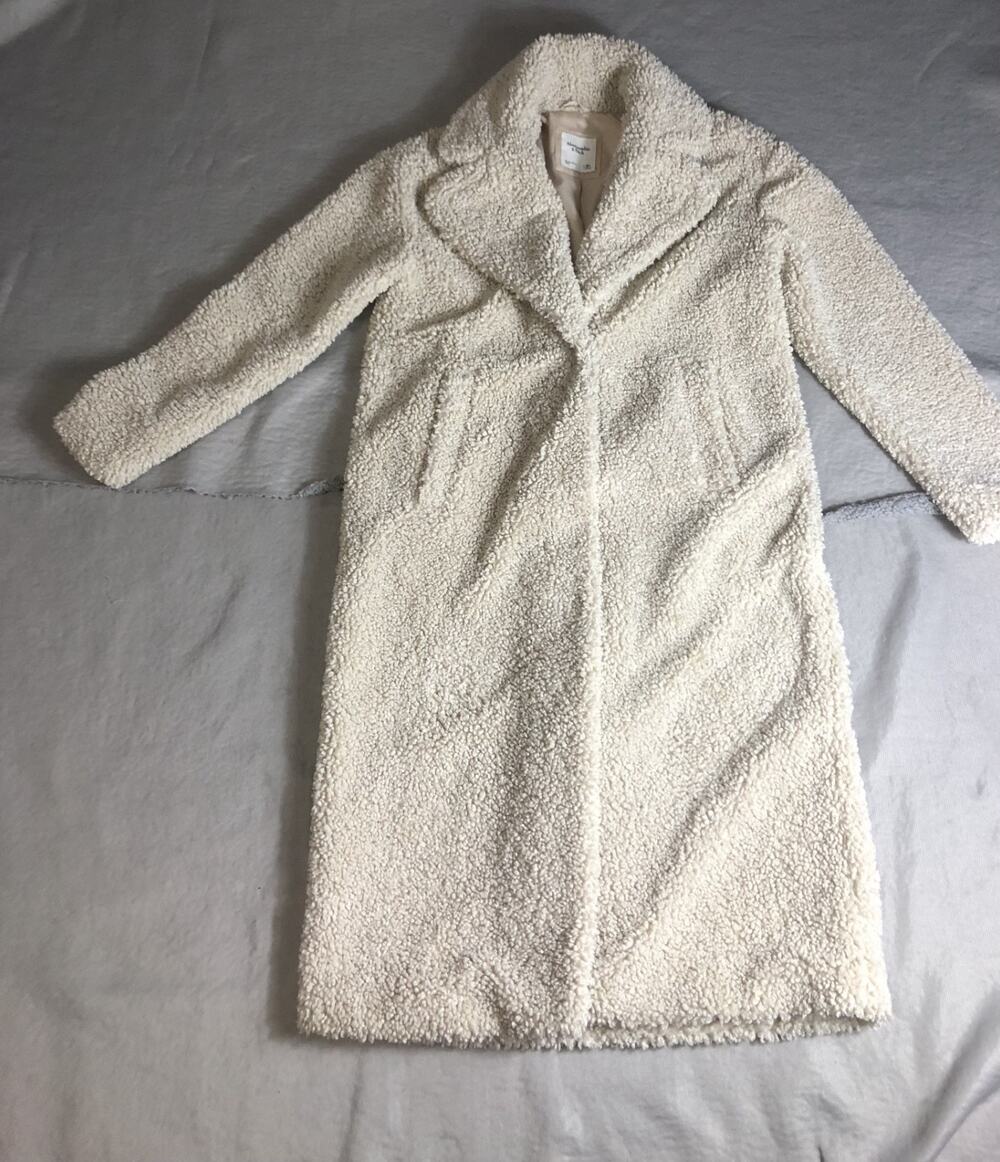 Abercrombie and Fitch Coat M Tall White Teddy Faux Fur Cozy Boho Hippie Long